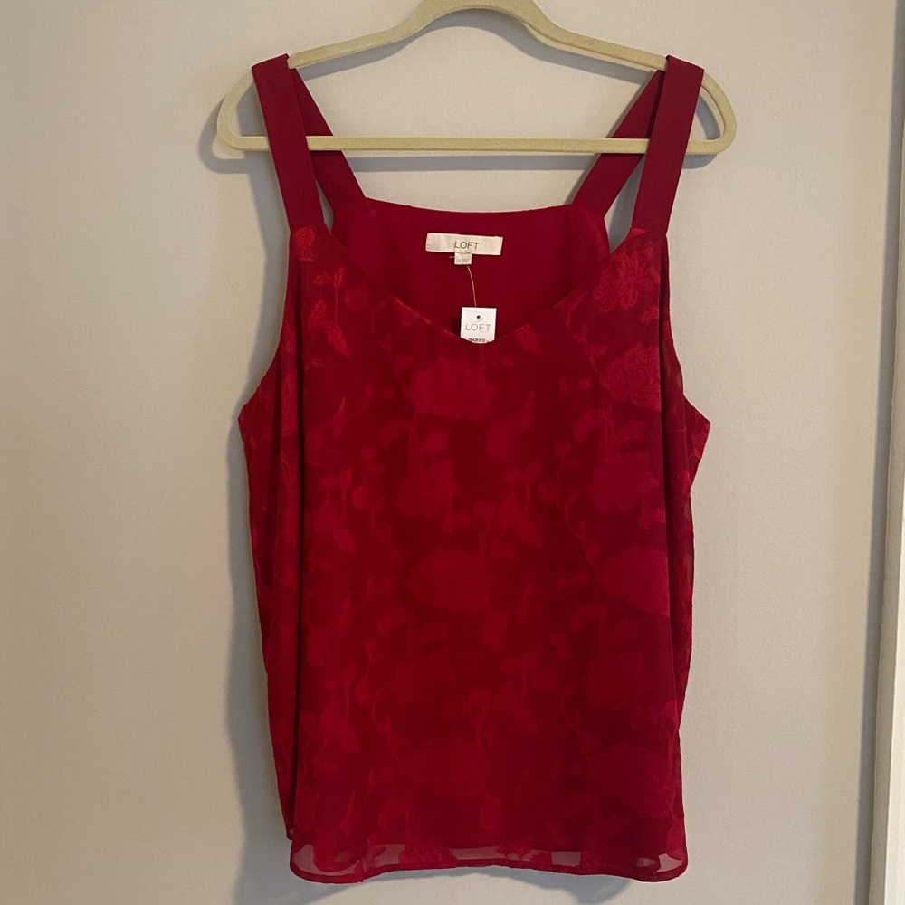 NWT- Ann Taylor LOFT Red Floral Jacquard V-Neck Camisole Size XXL